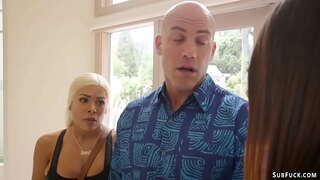 Үгәй әсә-үҙе ҙур деррик пирс блондинка трахаться менән егет иҫке менән яңы анал көллият ай булдым, һуңынан балауыҙ һәм уны үҙе йәшәреп трахать Ави Лавок готичка бәйле.