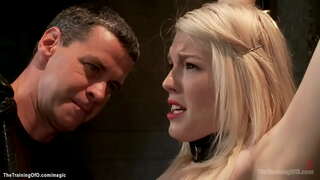 Caldo bound bionda newbie Ella Nova viene tormentato e disciplinato dal maestro James Magnate poi fatto succhiare e scopare grande cazzo ruvida gimp Owen Gray