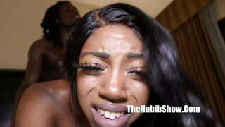 Kristal cooper mršava sa guza petit nakaza voli cameroncongo bbc