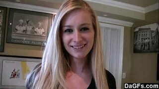 Membuat Kaset Video Seks Dengan Pacar