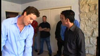 Одри Холандер ( ganged и тресна )