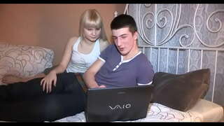 Види како овој голем изграден странец