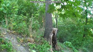 Zunanji sex scene s blondinka