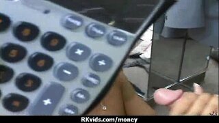 I ll murt duine eile airson an t-airgead 23