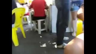 Umfazi wam Ebonisa ngaphandle kuba Bar