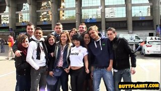 ���ার্ডকোর মাই নাকাল উপর কাজ