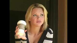 Svetlana Fleksibilan Plavuša