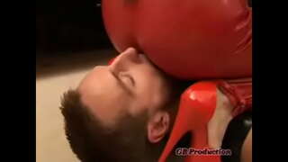 Latex bum tilbedelse