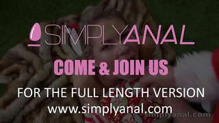 Claudia Macc o te Kirihimete Whero - SimplyAnal