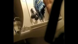 Spying par mana māsa