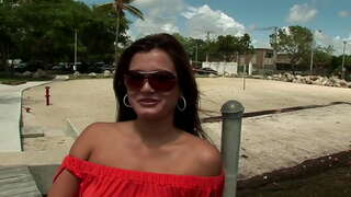 ���စ်ပတ်ဇချစ်ကြက်