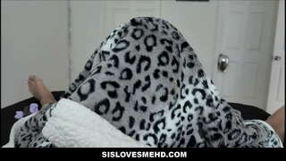 ���่ารักหนุ่มผมบลอนด์เป็นวัยรุ่นน้องต่างพ่อวันฮาโลวีนไอ้บ้าสำหรับ Stepbro POV