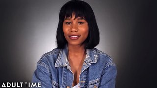 Jenna Fox Masturbira i govori o tome!