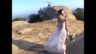 ���ुखी छोड़ दिया युवा पत्नी के साथ कुछ देता है सिर तो किसी न किसी के द्वारा दो दयालु बैठे