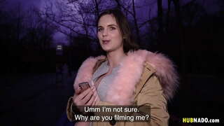 Taylee Bwa a se bay yon piblik pip pou yon ki gen don Nick