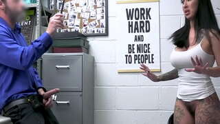 Shoplyfter ipinatupad lily lane para sa mga sanggol titi