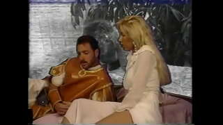 Ĉi-tio blonde slut Victoria Paris scias kiel plezuro ŝia partnero