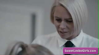 ǜ�淘气的摩洛伊斯兰解放阵线莱斯博斯岛的享受深深的屁股和阴部指法对于长期持久的高潮在办公室